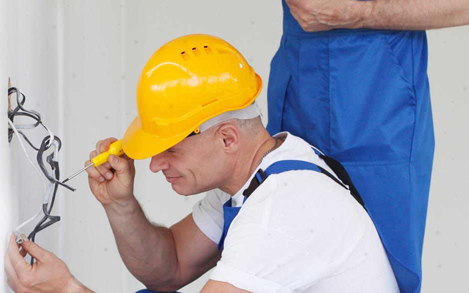  électricien Nandy
